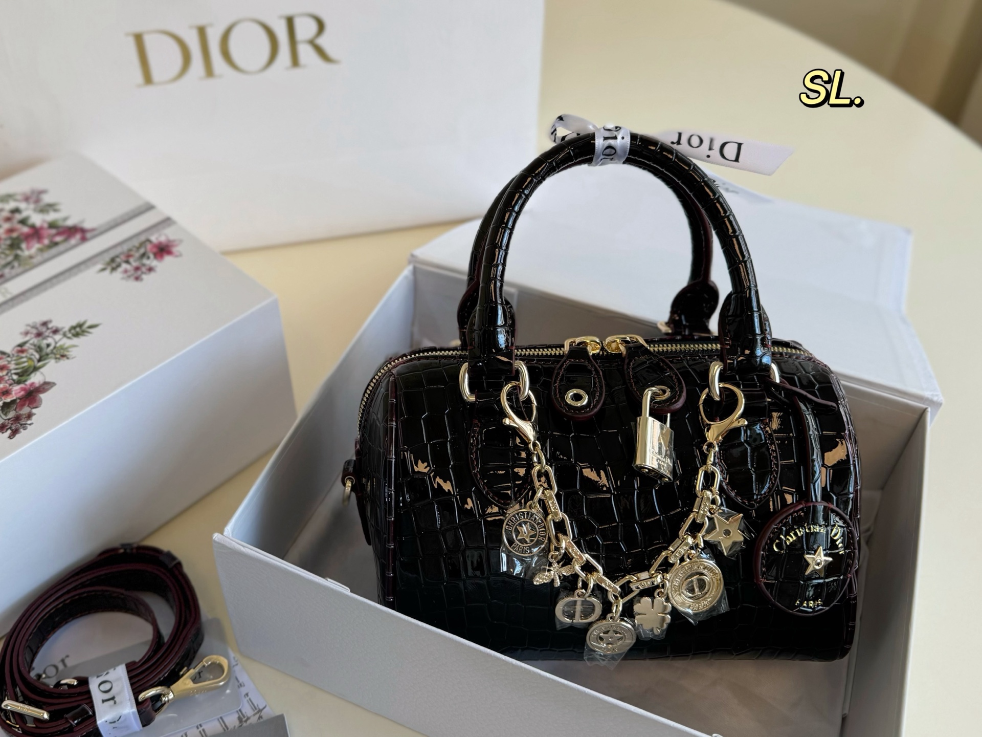 DIOR bag 142